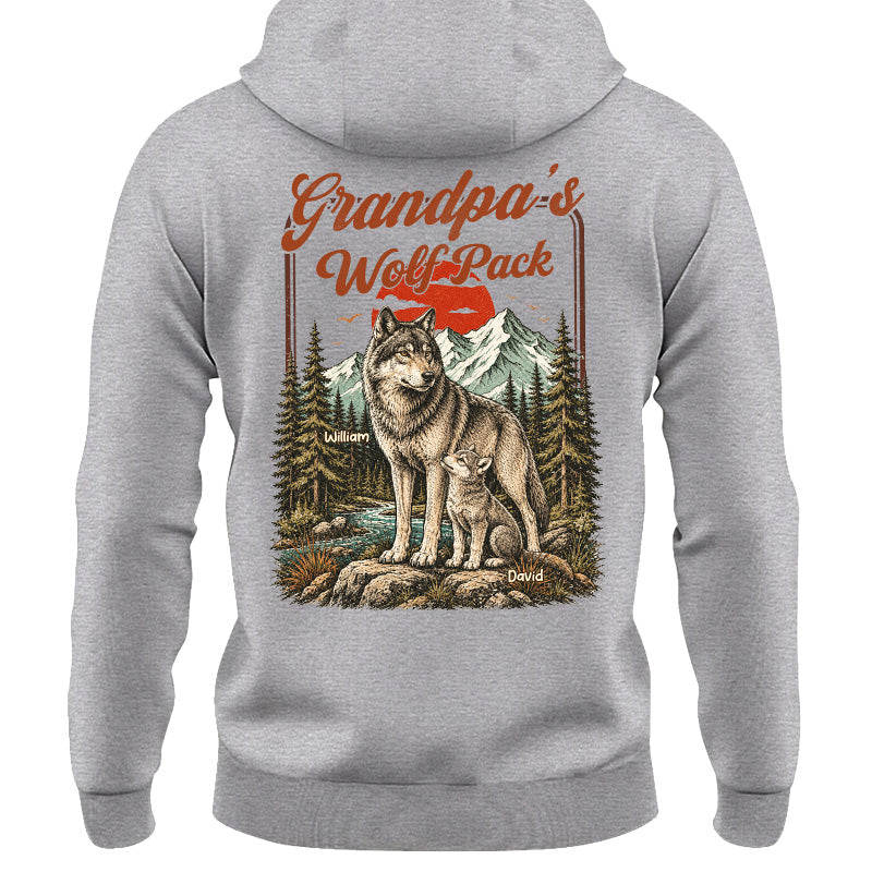 Personalized Grandpa Wolf Pack T-Shirt Father Day Gifts for Dad Funny Papa Tshirt Cool Daddy Wolf Vintage Retro Shirt for Men Pt99