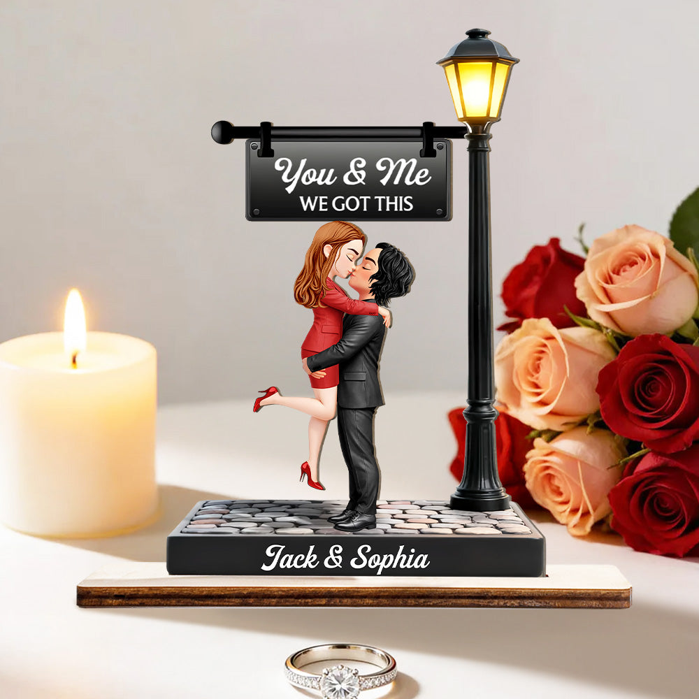 Timeless Love Under The Light - Personalized Wooden Plaque - Heartfelt Valentine's Day Gift For Couple Na02 T24