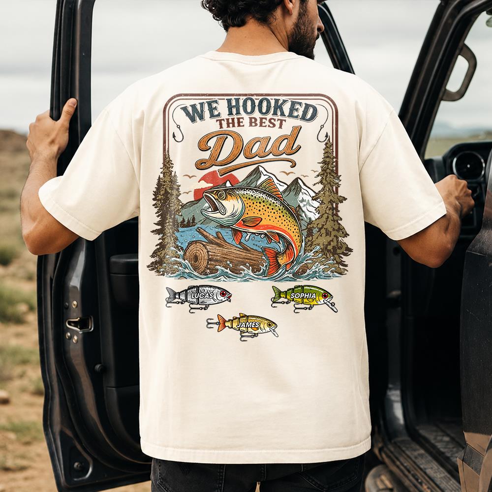 Personalized We Hooked The Best Dad T-Shirt – Personalized Fishing Grandpa Shirt Hv01