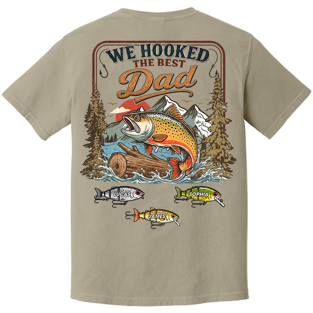 Personalized We Hooked The Best Dad T-Shirt – Personalized Fishing Grandpa Shirt Hv01