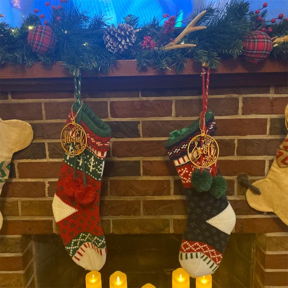 Personalized Christmas Name Ornament, 2021 Wooden Xmas Ornaments With Family Member Names, Custom Holiday Ornament TRHN