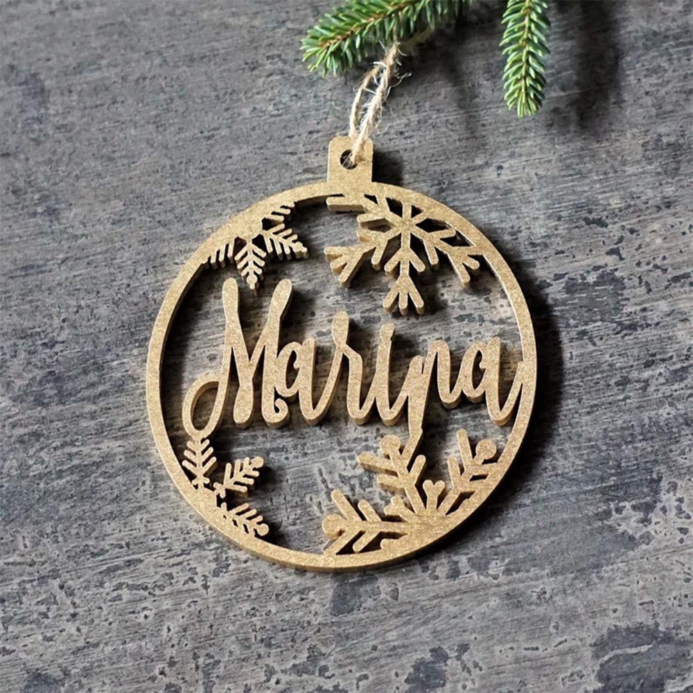 Personalized Christmas Name Ornament, 2021 Wooden Xmas Ornaments With Family Member Names, Custom Holiday Ornament TRHN